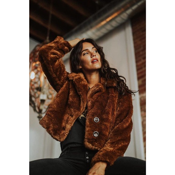 Free People Jackets & Blazers - Free People Brown Faux Fur Short Teddy Coat large